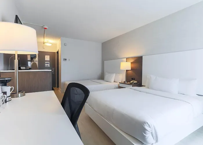 Hotel Ambassadeur et Suites