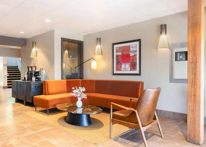 Ramada By Wyndham Surrey/Langley