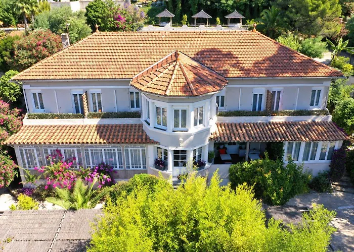Les Jardins de Bormes, hôtel adult only avec piscine, jacuzzi et sauna