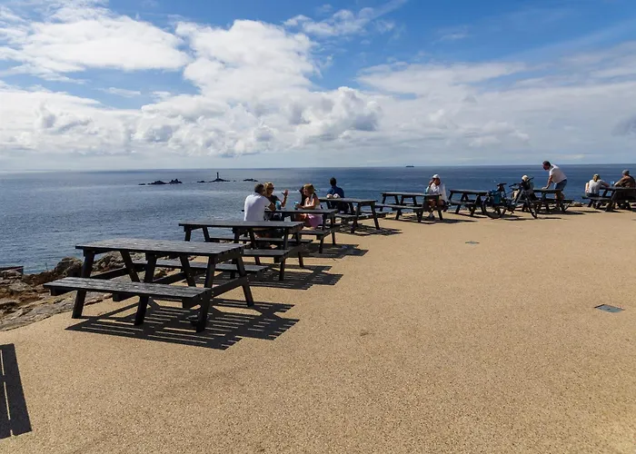 The Land'S End Hotel