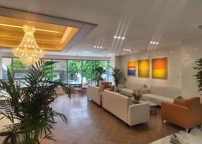 Zenith Hotel