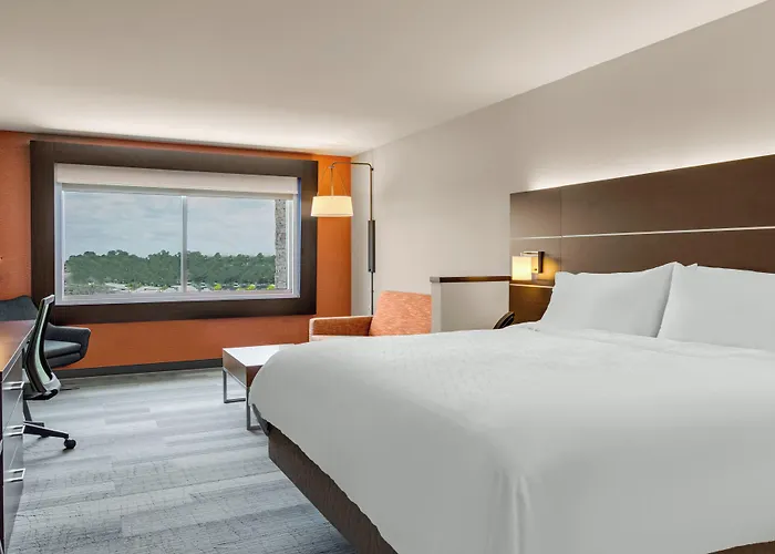 Holiday Inn Express & Suites Sanford - Lake Mary By Ihg