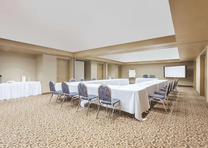 Super 8 By Wyndham Abbotsford Bc