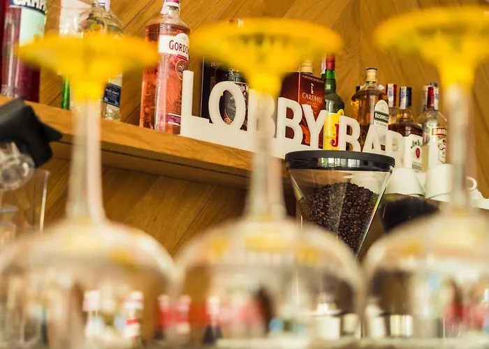 Ibis Styles Golden Sands Roomer Hotel