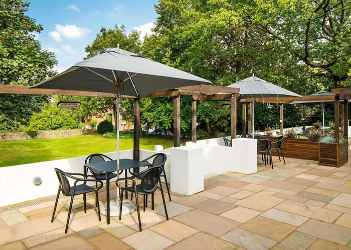 Mercure Oxford Hawkwell House Hotel