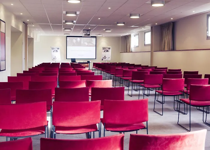 Mercure Maurepas Saint Quentin