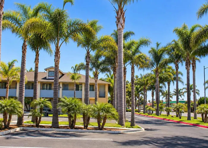 O'Cairns Inn&Suites