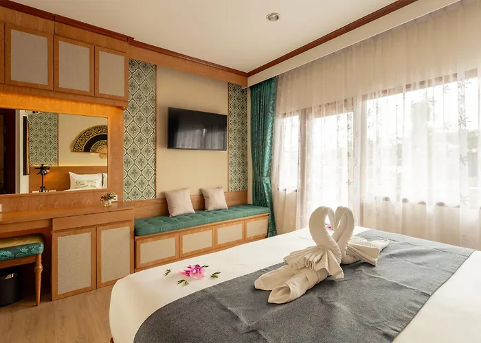 Baan Sailom Hotel Phuket - Sha Extra Plus