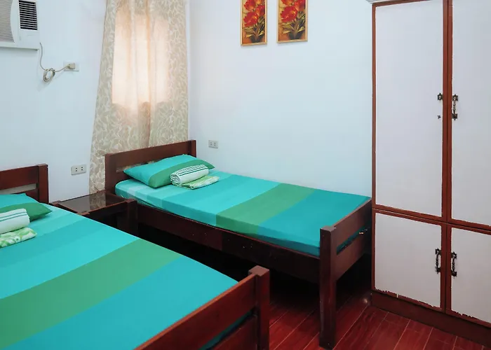 C Star Travellers Inn