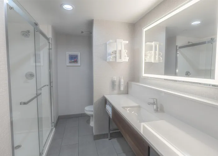 Hampton Inn By Hilton Santa Clarita-Valencia