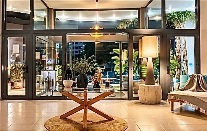 Happy Days Hotel, Adults Only Theológos