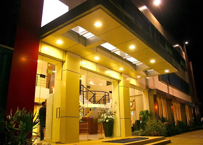 Royal Mamberamo Hotel