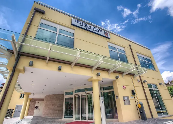 Hotel Il Duca Del Montefeltro