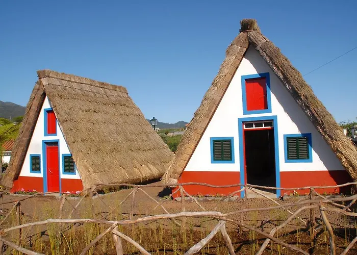 Hotel Pico Da Urze - Paul Da Serra