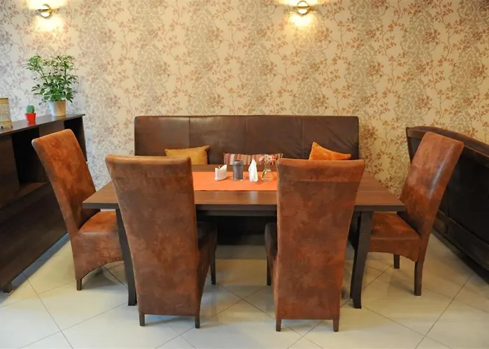 Hotel Vis A Vis Lancut