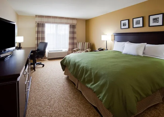 Country Inn & Suites By Radisson, Minot, Nd