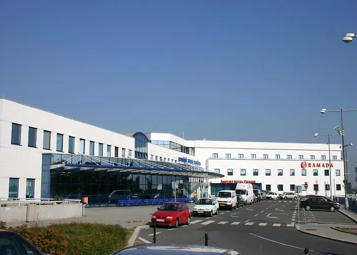 Ramada Airport Hotel Prague