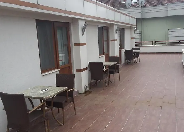 Hotel Almina Park