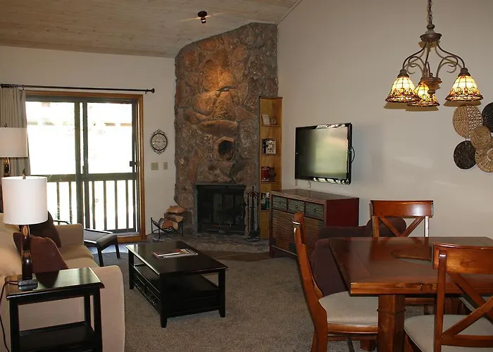 Cascade Village By The Ivy Group