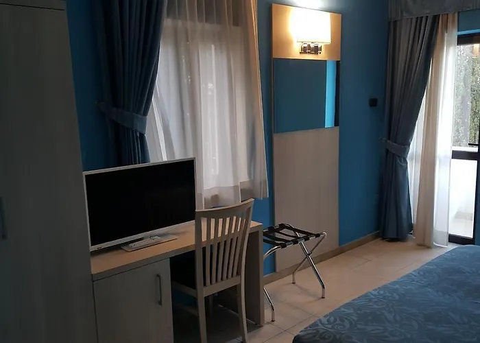 One Park Hotel