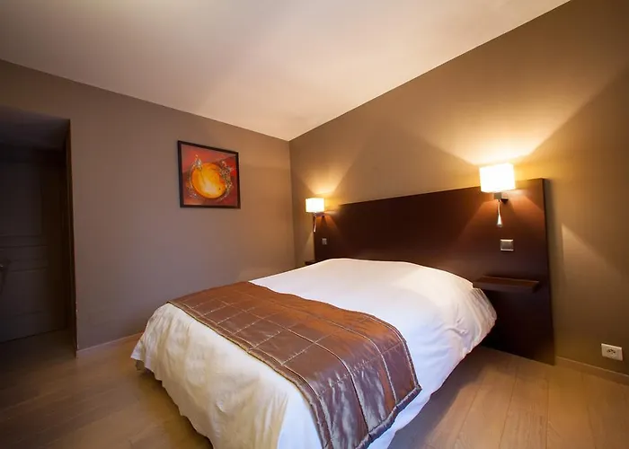 Logis Hôtel Le Cheval Blanc