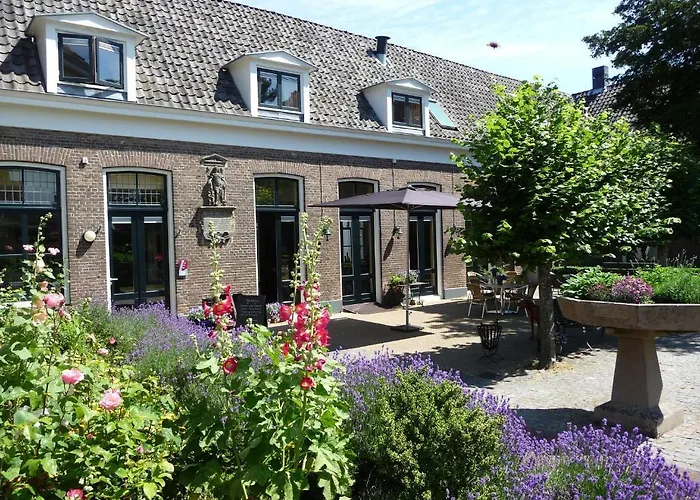 Het Weeshuis