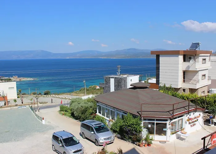 Huzur Hotel