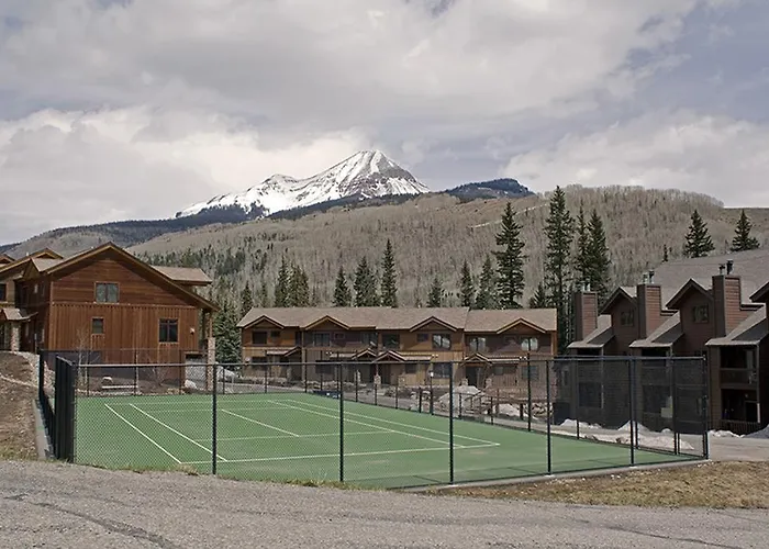 Cascade Village By The Ivy Group