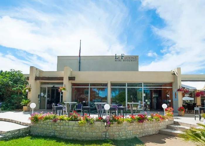 Logis Hotel & Restaurant Le Fleurance