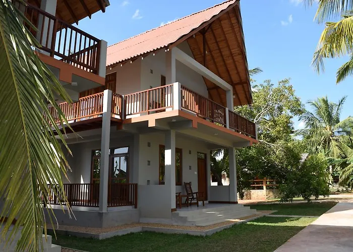 The Coconut Gardens Hotel & Restaurant