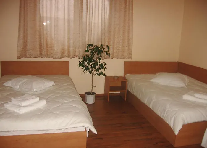 Hotel Queen