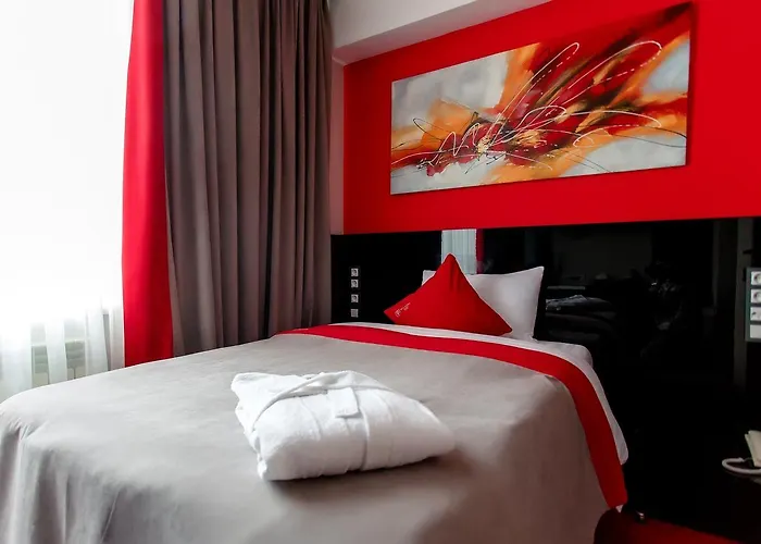 Mildom Premium Hotel