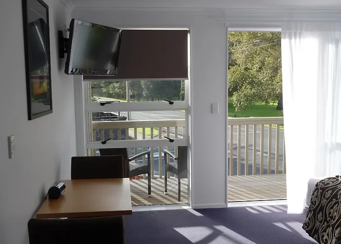 Parakai Springs Lodge