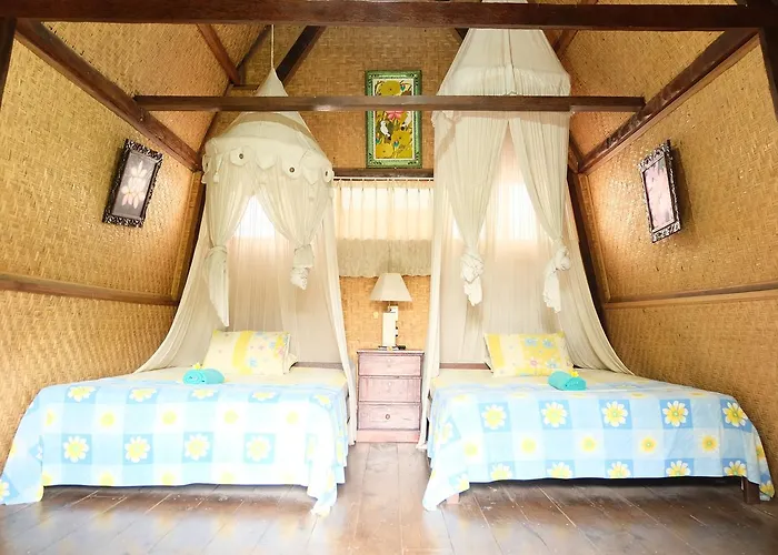 Kerti Beach Bungalow And Restaurant