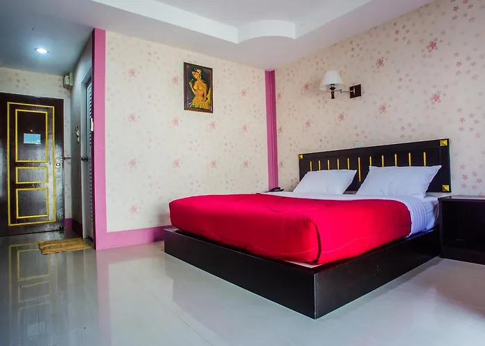 Monrawee Pavilion Resort