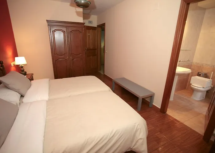 Hotel Piloñés