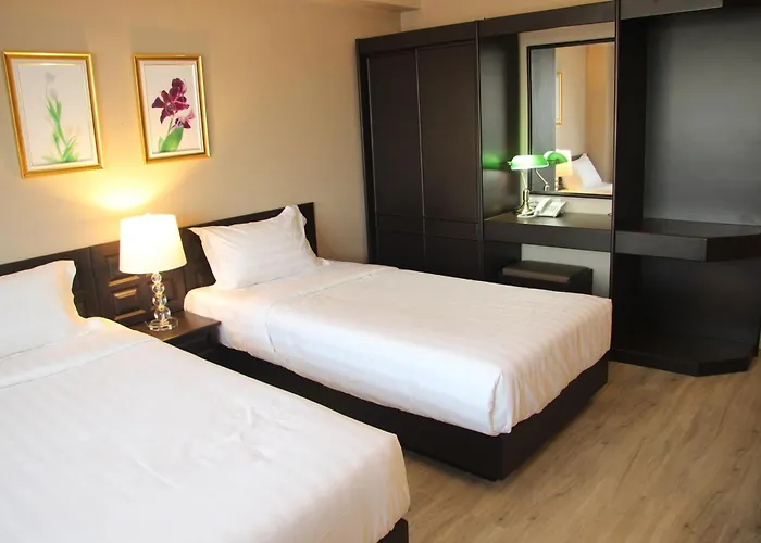 Taris Art Hotel Phrae