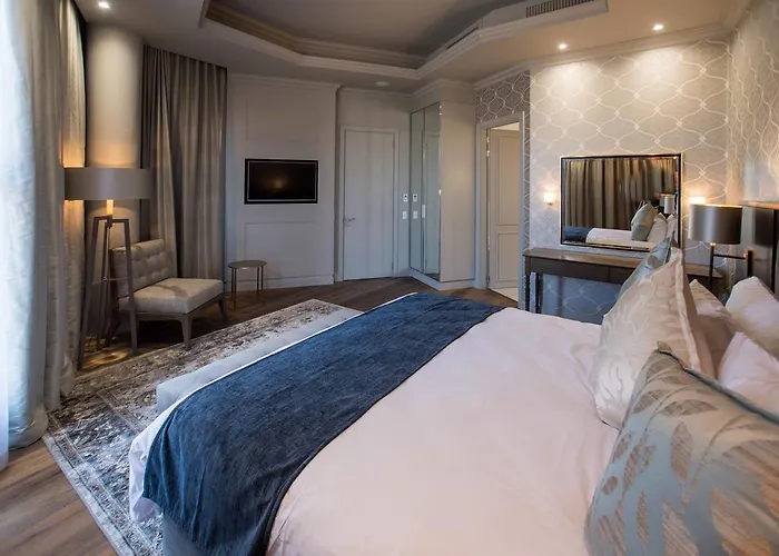 Mayfair Hotel