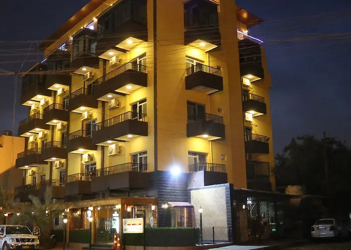 Castle Hotel