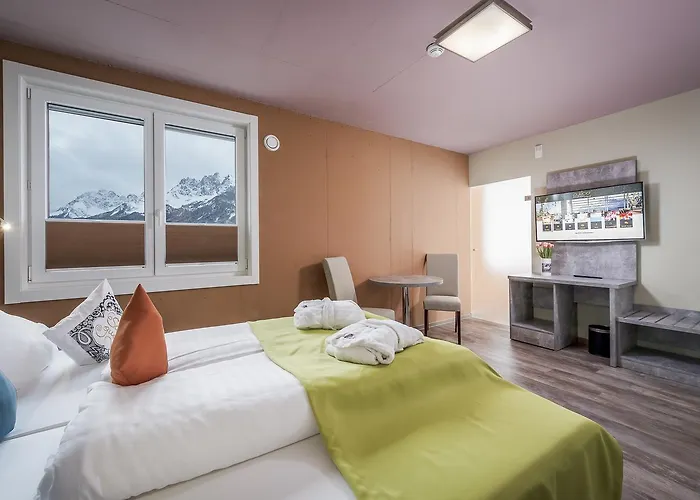 Cubo Sport & Art Hotel