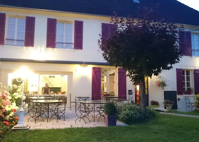 Logis - Hotel Restaurant Les Tilleuls