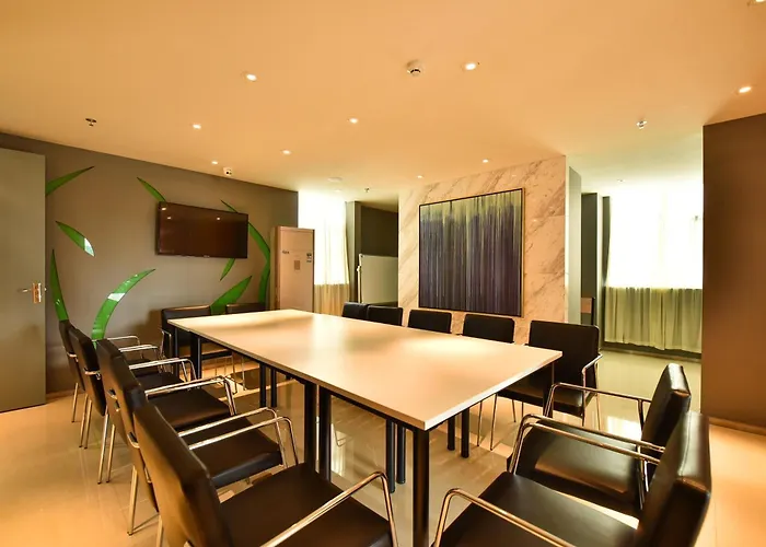 Jinjiang Inn Haikou Binhai Avenue Qilou Old Street