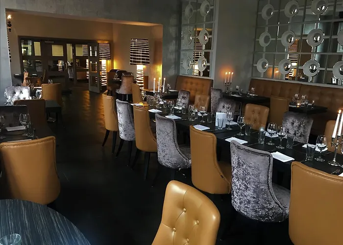 The Royal Hotel - Bridge Of Allan
