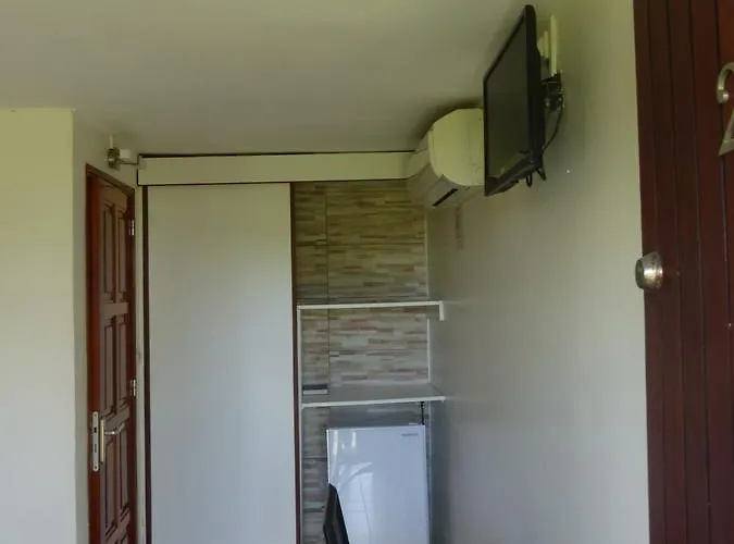 Airport Hotel