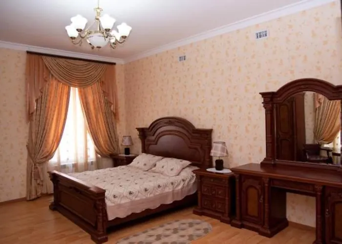 Bahoriston Hotel