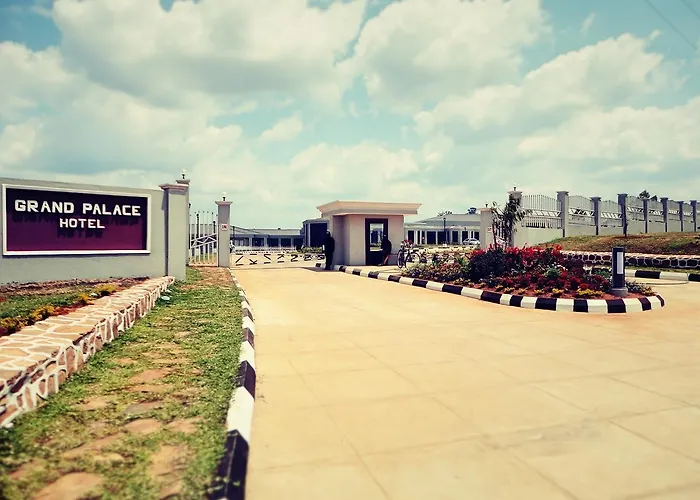 The Grand Palace Hotel