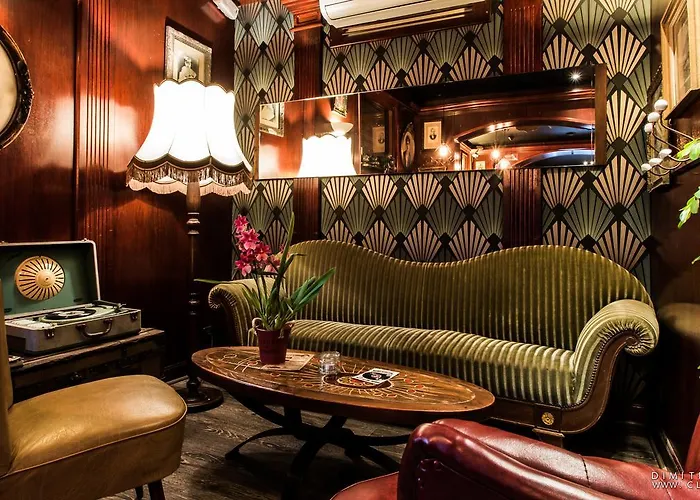 Hotel Jolly Roger