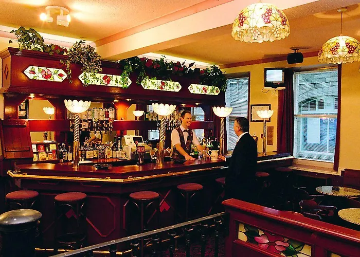 The Queens Hotel