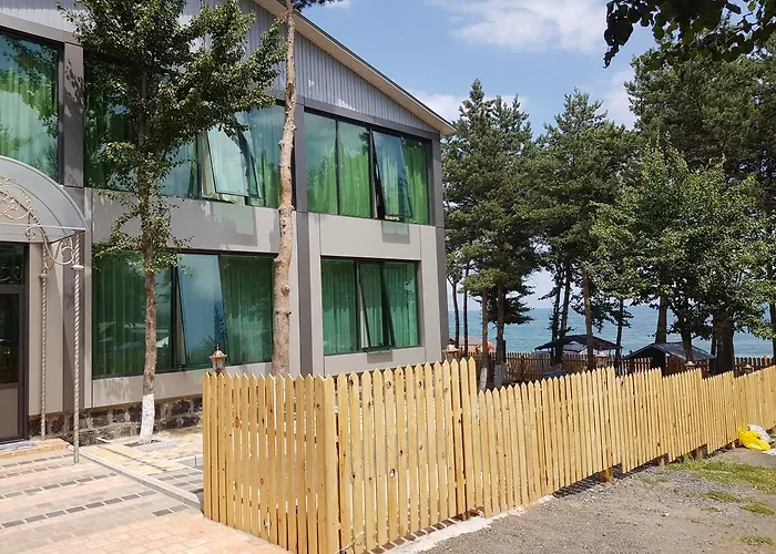 Jrahars Resort