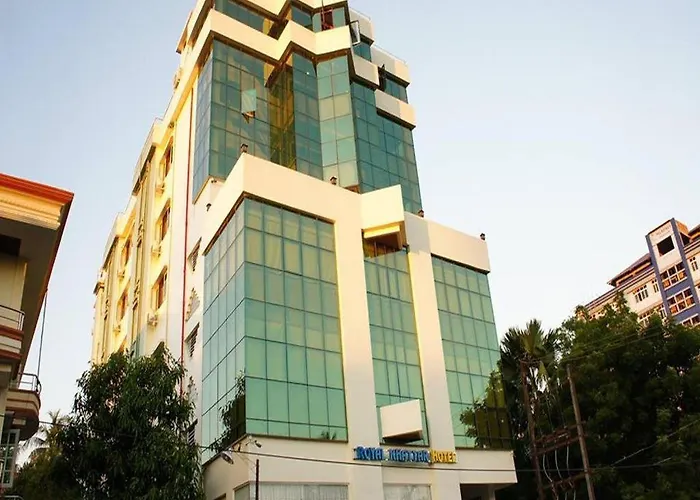 Royal Khattar Hotel Yangon